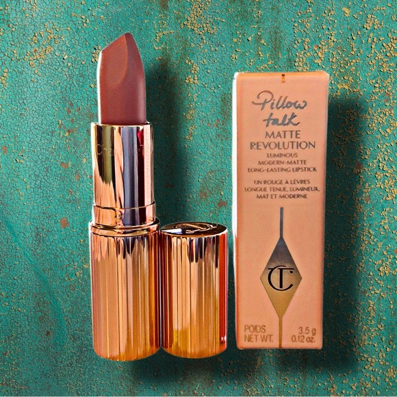 Charlotte Tilbury Matte Revolution Lipstick NIB Color: Pillow Talk - nude pink